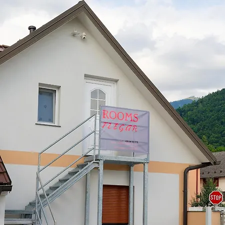 Flegarrooms Lejlighed *