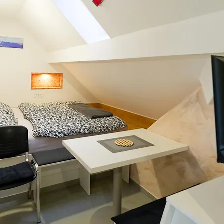 Lejlighed Flegarrooms *