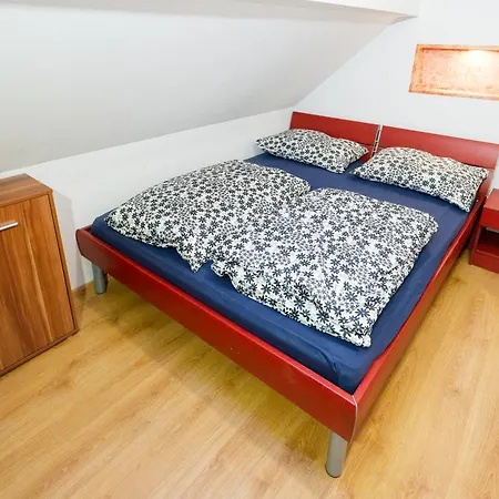 Flegarrooms Apartmán